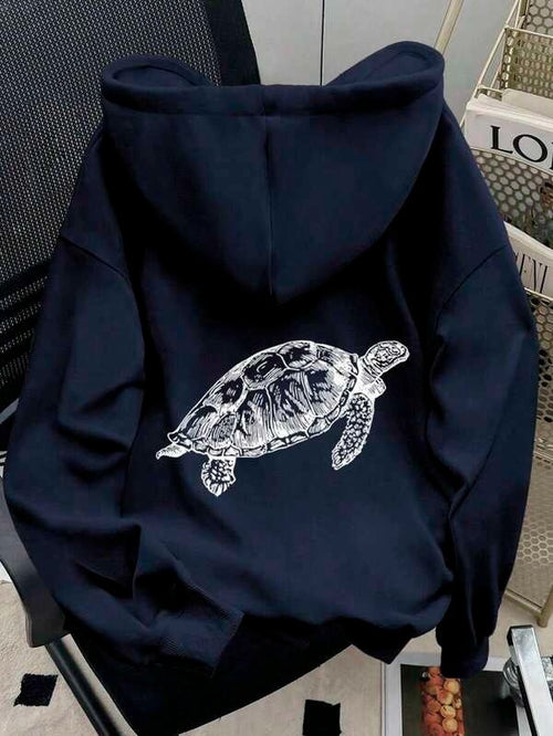 Men's Graphic Hoodie Detailed Artistic Seashell Patterns On Elegant Majestic Swimming Turtle